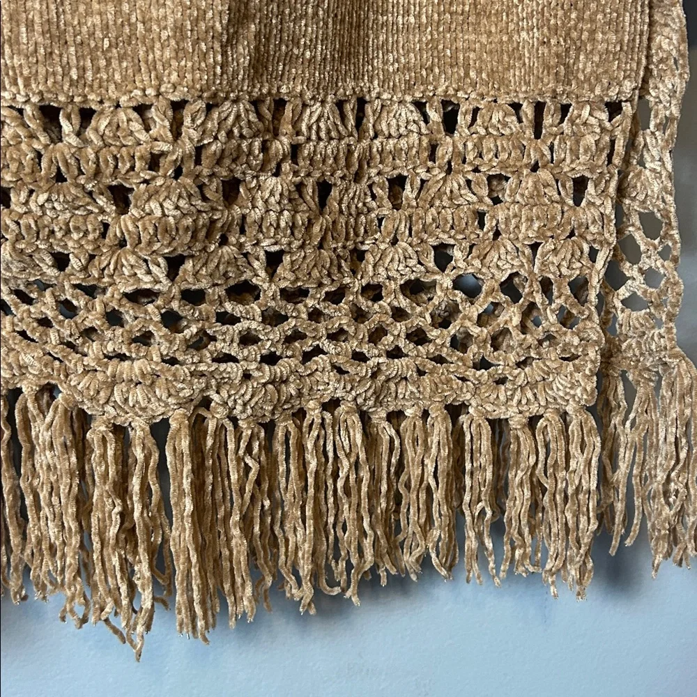 Stan Herman Elegant Tan Crochet Fringe Wrap soft and warm rectangular